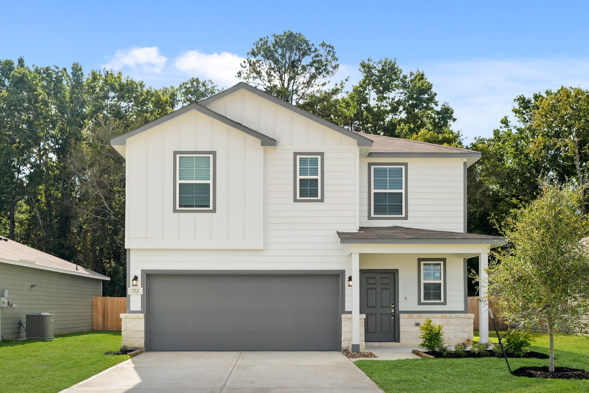 020804 752 Westpointe Drive